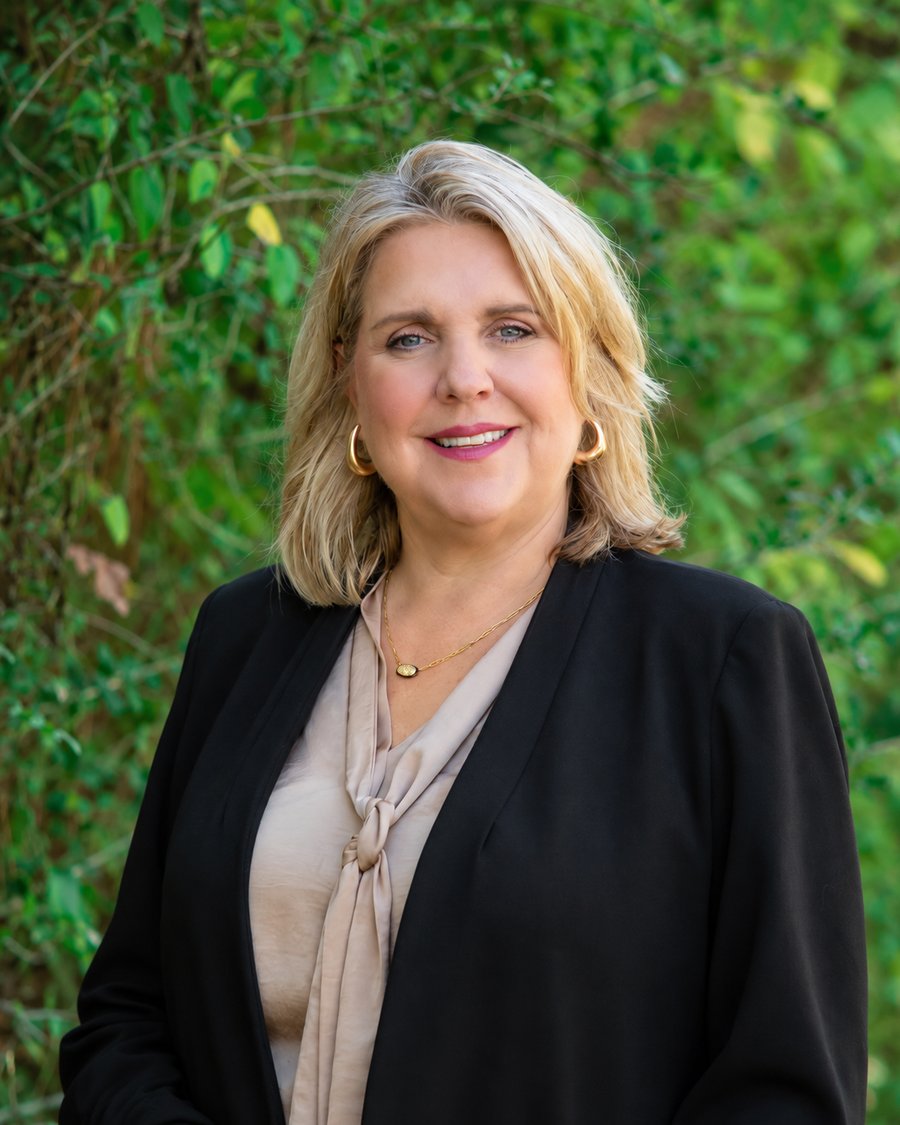 Portrait of attorney Pamela L. Castle